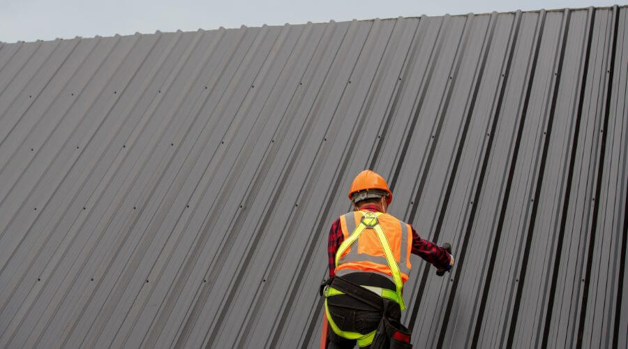 Expert Emergency Roof Repairs services in Pembroke Pines, FL